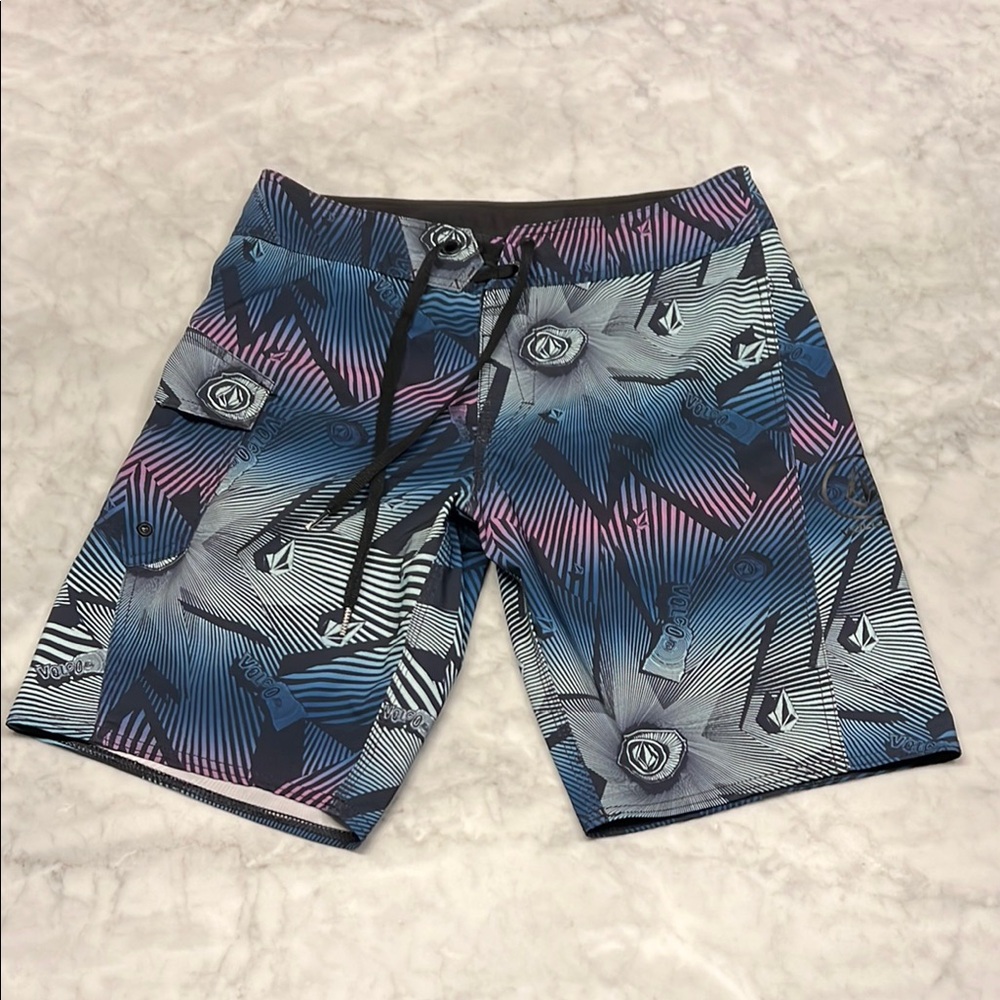 Volcom Boardshorts. Size 28